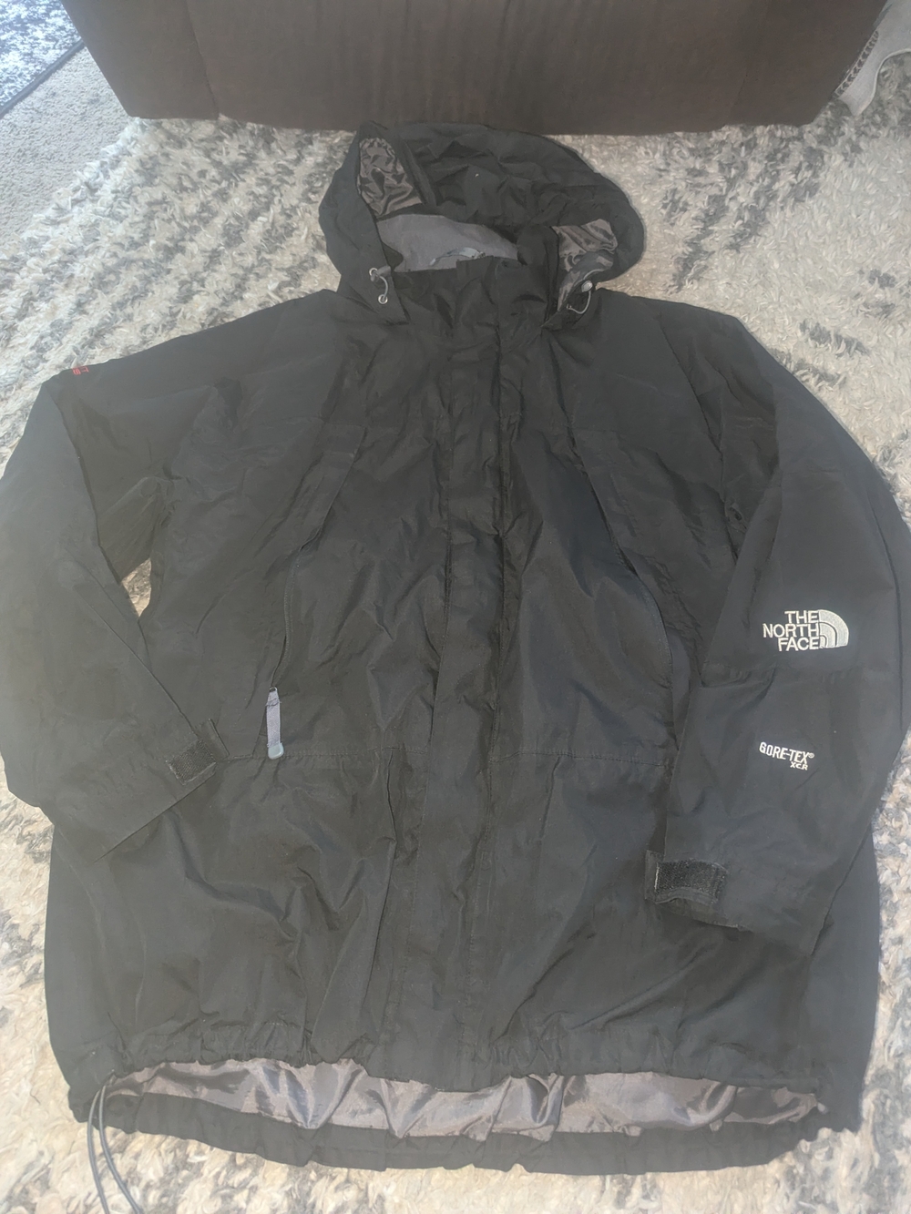 The North Face Black GORE-TEX Hooded Rain Jacket